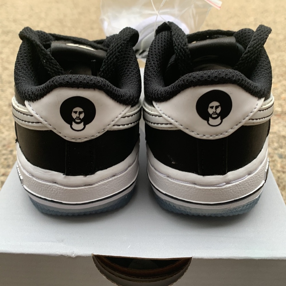 NEW Rare Airforce 1 “True to 7”  Colin Kaepernick Size 6C - Picture 7 of 13